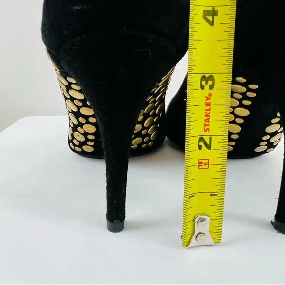 Stuart Weitzman Studded Heels 🔥🔥🔥! - Picture 15 of 16